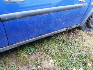 bontott OPEL CORSA B Jobb első Ajtó Díszléc