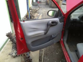 bontott OPEL CORSA B Jobb első Ajtóhatároló