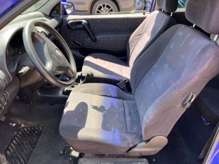 bontott OPEL CORSA B Jobb első Ajtóhatároló