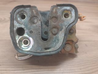 bontott OPEL CORSA B Jobb első Ajtózár