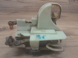 bontott OPEL CORSA B Jobb első Ajtózár