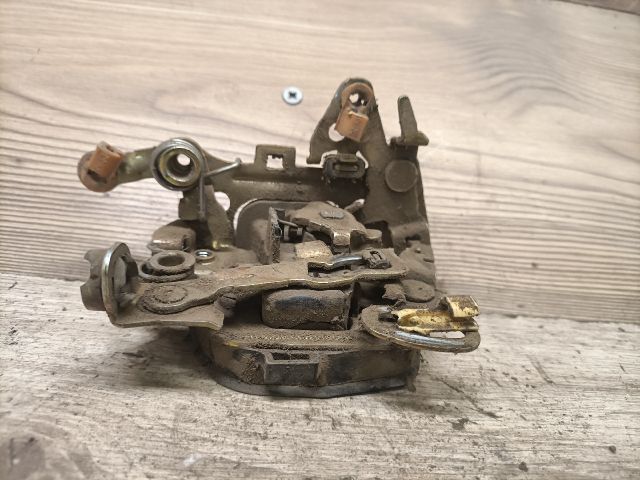 bontott OPEL CORSA B Jobb első Ajtózár