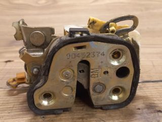 bontott OPEL CORSA B Jobb első Ajtózár