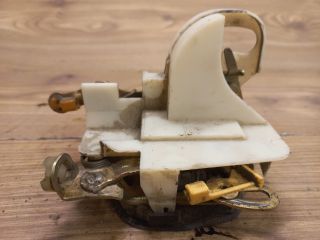 bontott OPEL CORSA B Jobb első Ajtózár