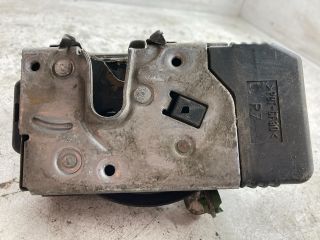 bontott OPEL CORSA B Jobb első Ajtózár