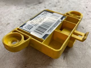 bontott OPEL CORSA B Jobb első Oldal Ütközés Érzékelő