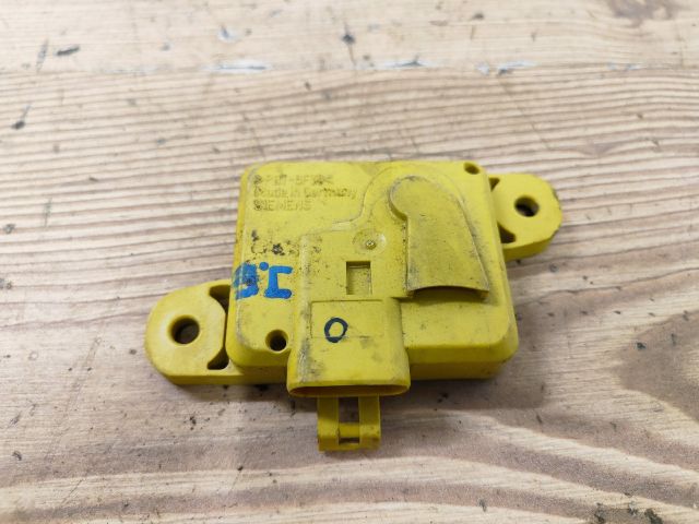 bontott OPEL CORSA B Jobb első Oldal Ütközés Érzékelő