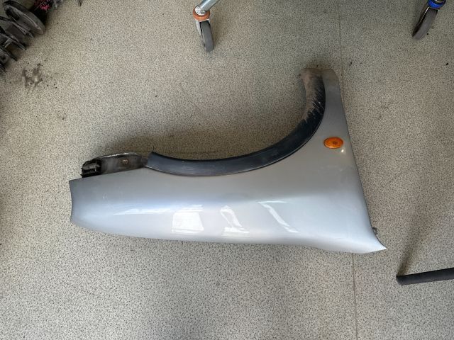 bontott OPEL CORSA B Jobb első Sárvédő