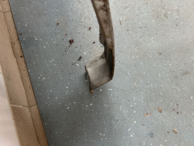 bontott OPEL CORSA B Jobb első Sárvédő