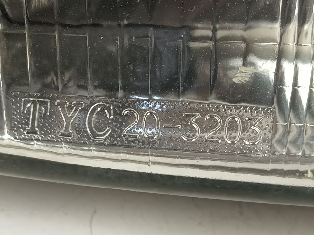 bontott OPEL CORSA B Jobb Fényszóró