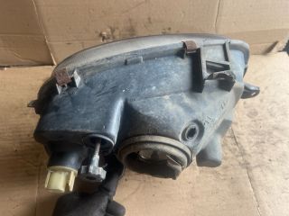 bontott OPEL CORSA B Jobb Fényszóró