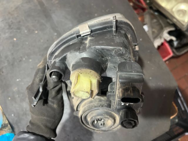 bontott OPEL CORSA B Jobb Fényszóró