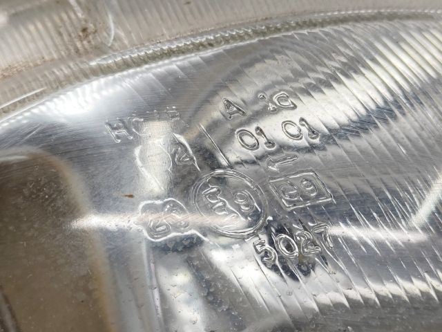 bontott OPEL CORSA B Jobb Fényszóró