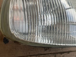 bontott OPEL CORSA B Jobb Fényszóró