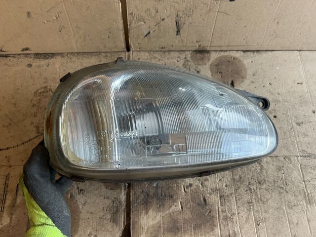 bontott OPEL CORSA B Jobb Fényszóró
