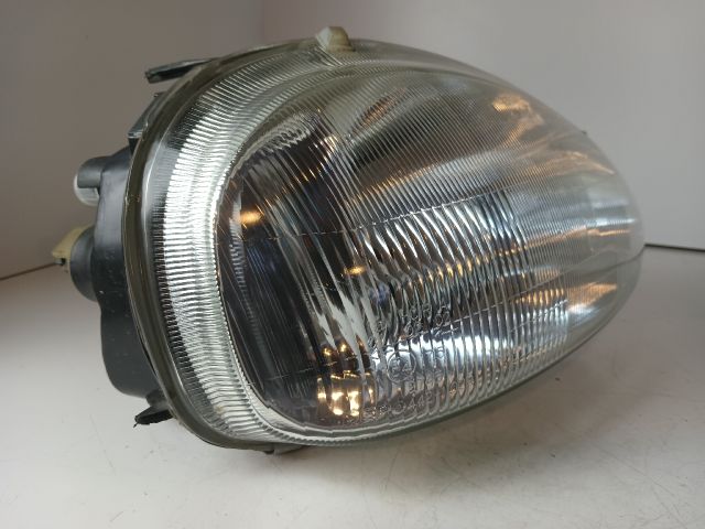 bontott OPEL CORSA B Jobb Fényszóró