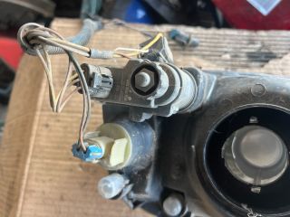 bontott OPEL CORSA B Jobb Fényszóró