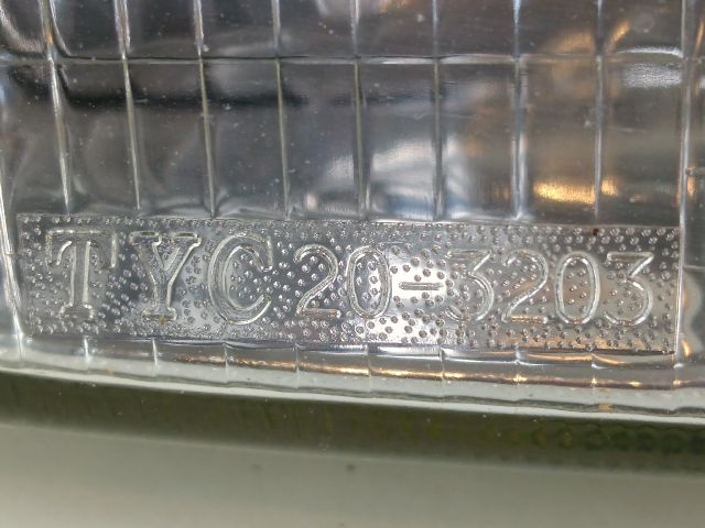 bontott OPEL CORSA B Jobb Fényszóró