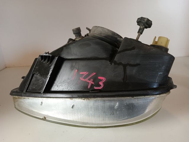 bontott OPEL CORSA B Jobb Fényszóró