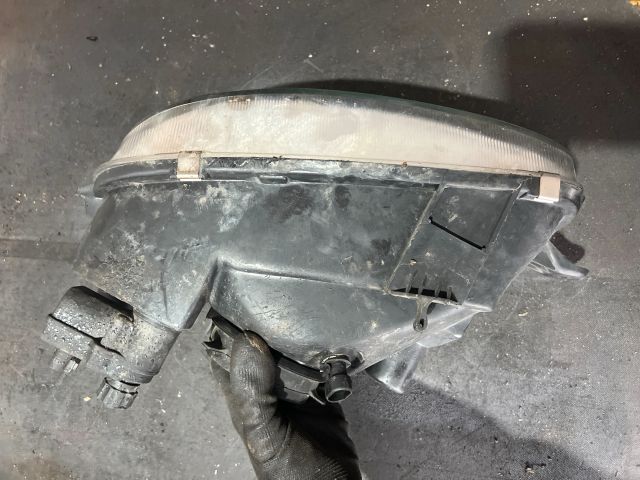 bontott OPEL CORSA B Jobb Fényszóró