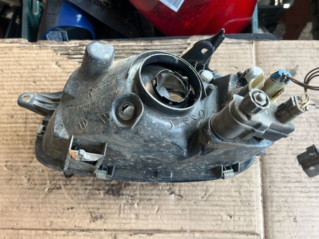 bontott OPEL CORSA B Jobb Fényszóró