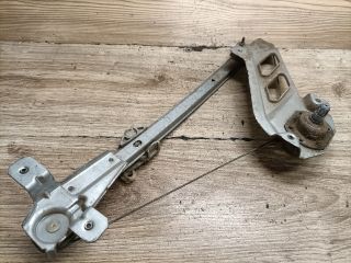 bontott OPEL CORSA B Jobb hátsó Ablakemelő Szerkezet (Mechanikus)