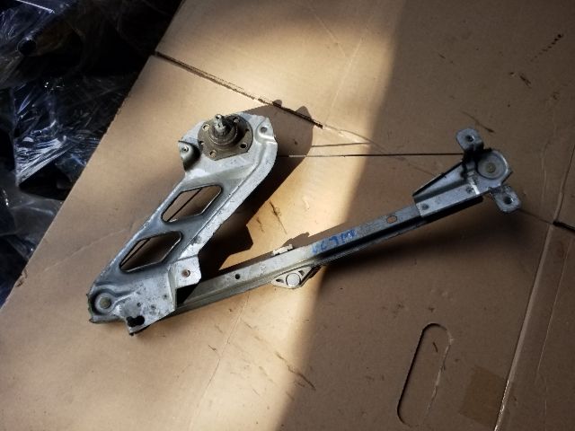 bontott OPEL CORSA B Jobb hátsó Ablakemelő Szerkezet (Mechanikus)