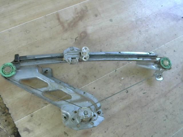 bontott OPEL CORSA B Jobb hátsó Ablakemelő Szerkezet (Mechanikus)