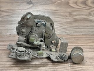 bontott OPEL CORSA B Jobb hátsó Ajtózár