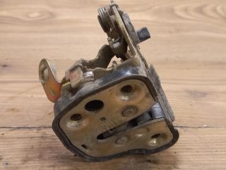 bontott OPEL CORSA B Jobb hátsó Ajtózár