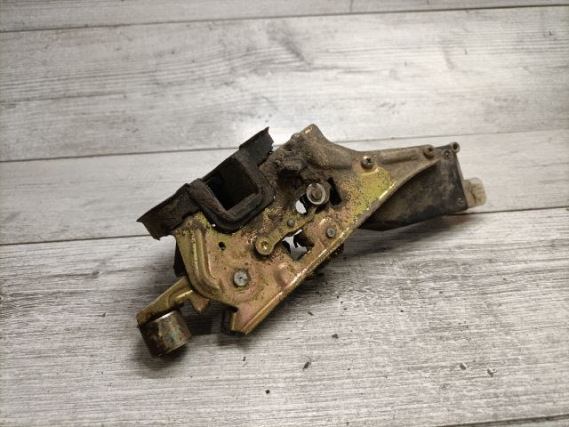 bontott OPEL CORSA B Jobb hátsó Ajtózár