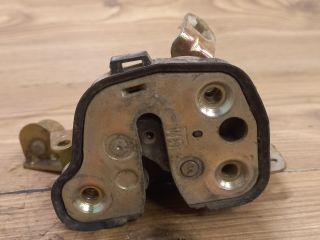 bontott OPEL CORSA B Jobb hátsó Ajtózár