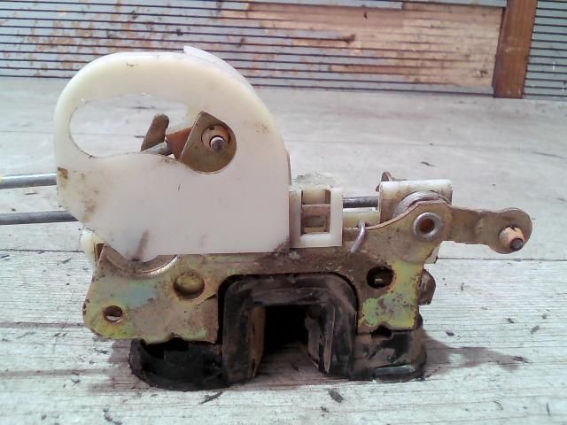 bontott OPEL CORSA B Jobb hátsó Ajtózár