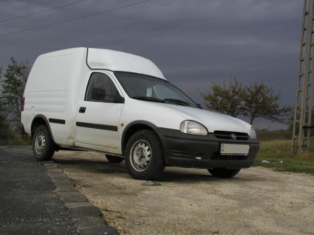 bontott OPEL CORSA B Jobb hátsó Fék Alaplap