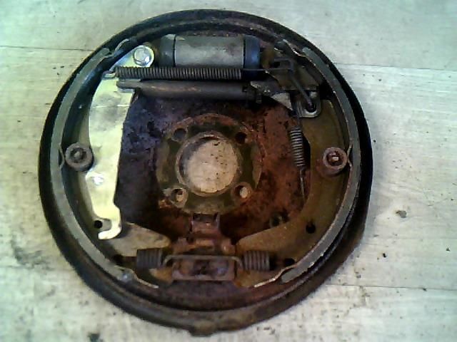 bontott OPEL CORSA B Jobb hátsó Fék Alaplap