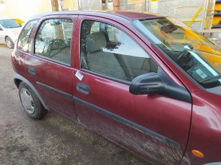 bontott OPEL CORSA B Jobb hátsó Gumikéder