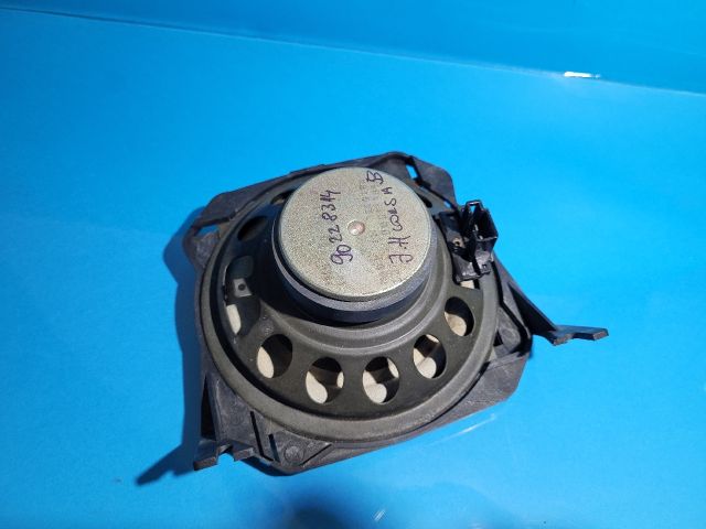 bontott OPEL CORSA B Jobb hátsó Hangszóró