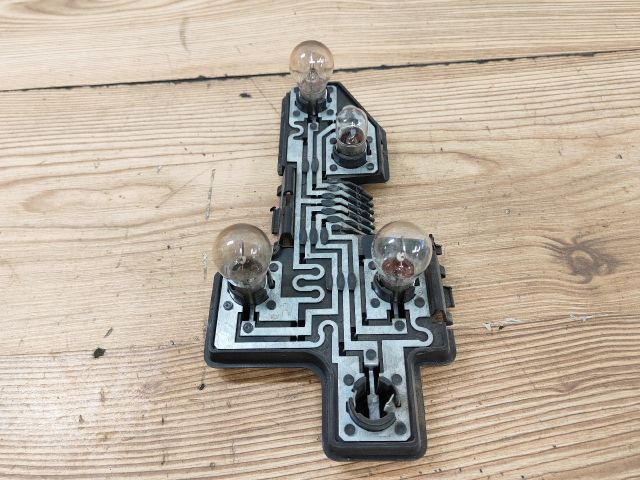 bontott OPEL CORSA B Jobb Hátsó Lámpa Foglalat