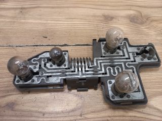 bontott OPEL CORSA B Jobb Hátsó Lámpa Foglalat