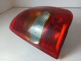 bontott OPEL CORSA B Jobb Hátsó Lámpa
