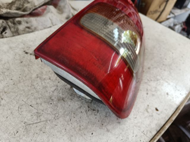 bontott OPEL CORSA B Jobb Hátsó Lámpa