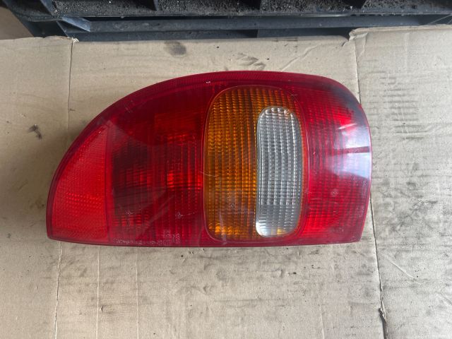 bontott OPEL CORSA B Jobb Hátsó Lámpa