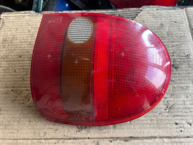 bontott OPEL CORSA B Jobb Hátsó Lámpa