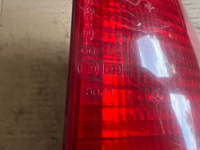 bontott OPEL CORSA B Jobb Hátsó Lámpa