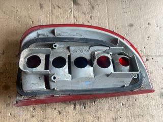 bontott OPEL CORSA B Jobb Hátsó Lámpa