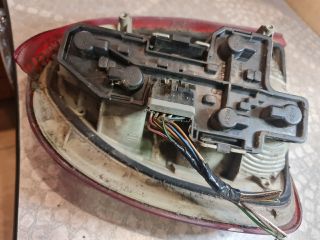 bontott OPEL CORSA B Jobb Hátsó Lámpa