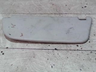 bontott OPEL CORSA B Jobb Napellenző