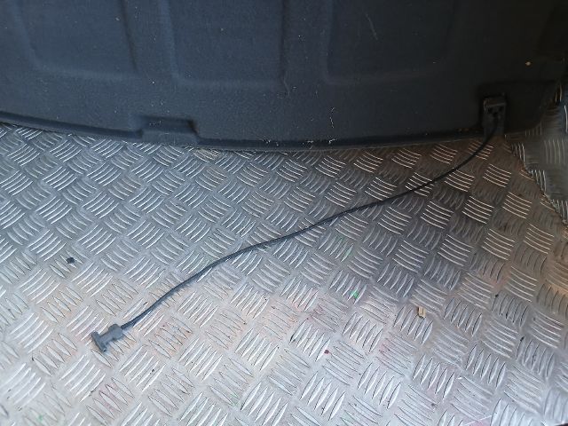 bontott OPEL CORSA B Kalaptartó