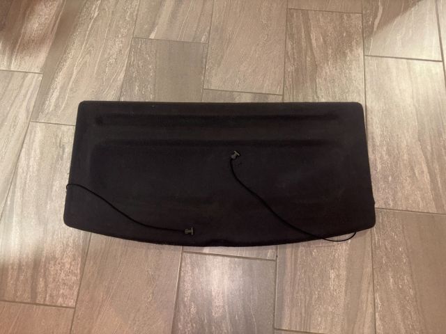 bontott OPEL CORSA B Kalaptartó