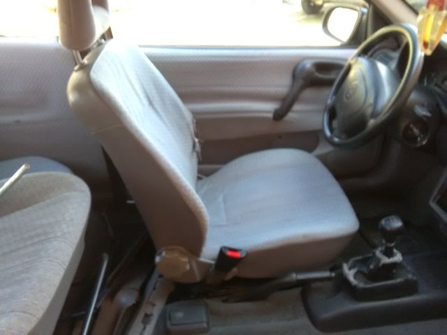 bontott OPEL CORSA B Kesztyűtartó